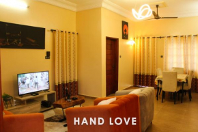 HAND LOVE